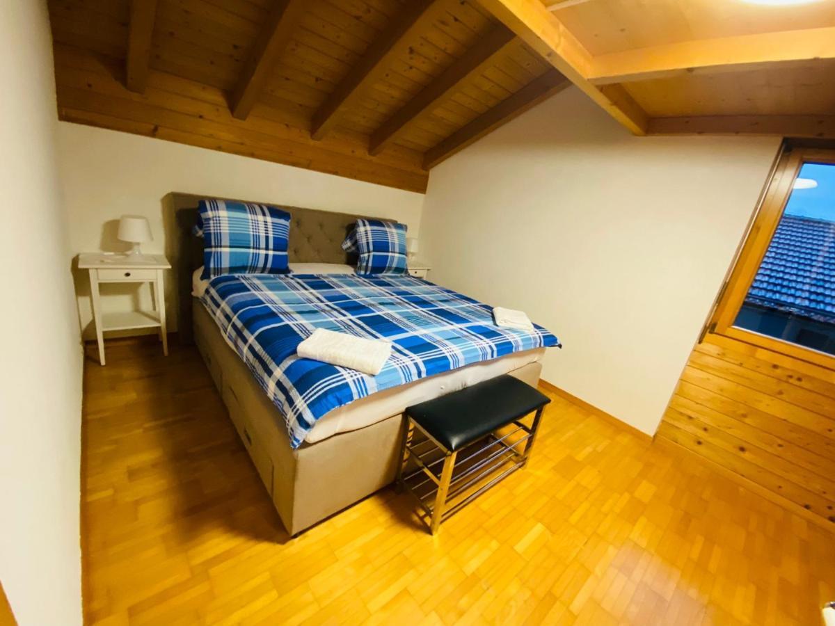 Niederried bei Interlaken Lake View Residence מראה חיצוני תמונה