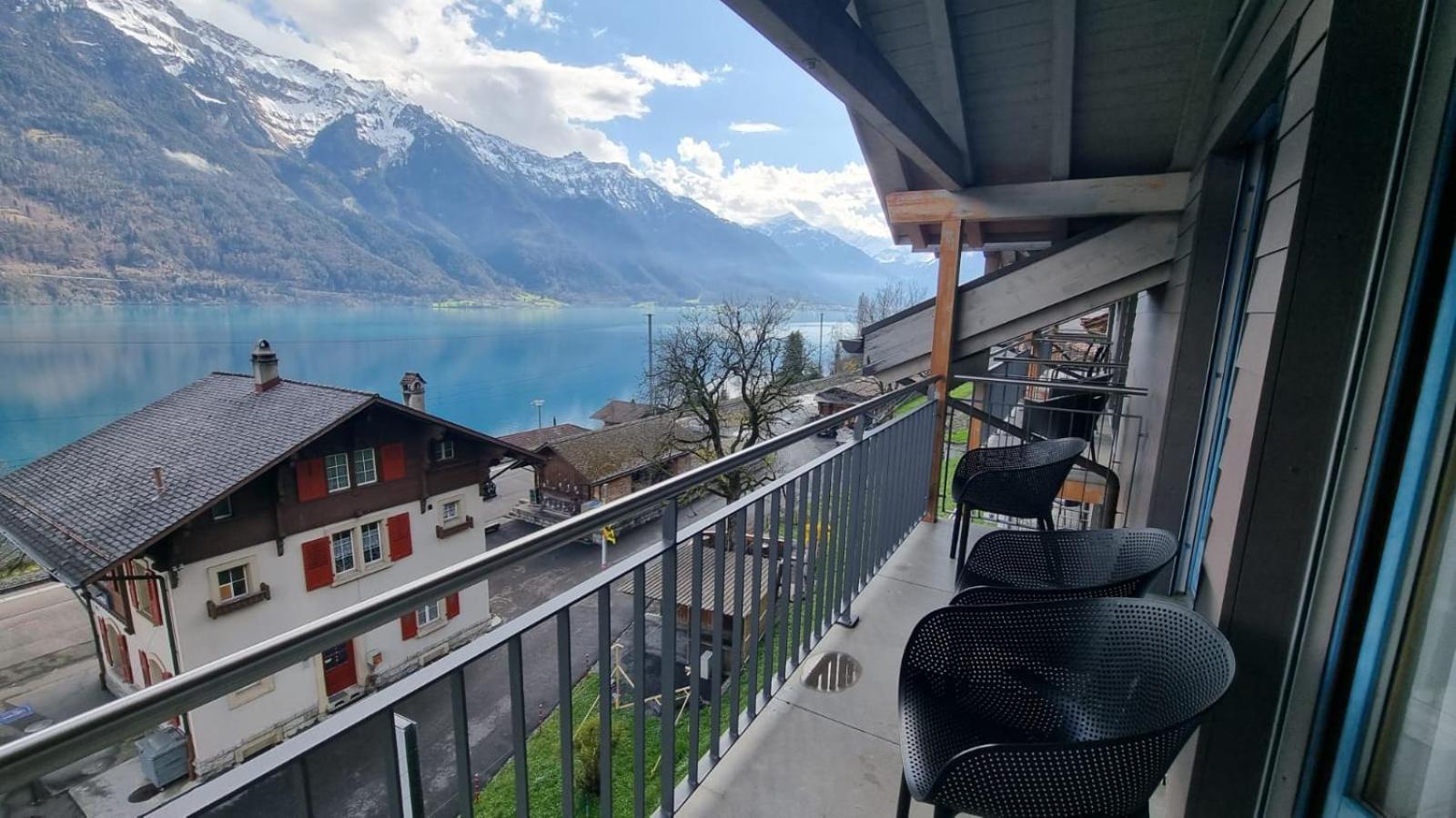 Niederried bei Interlaken Lake View Residence מראה חיצוני תמונה
