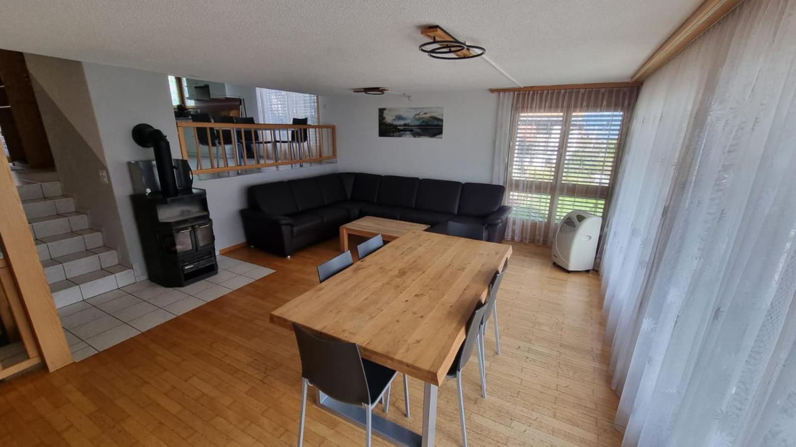 Niederried bei Interlaken Lake View Residence מראה חיצוני תמונה