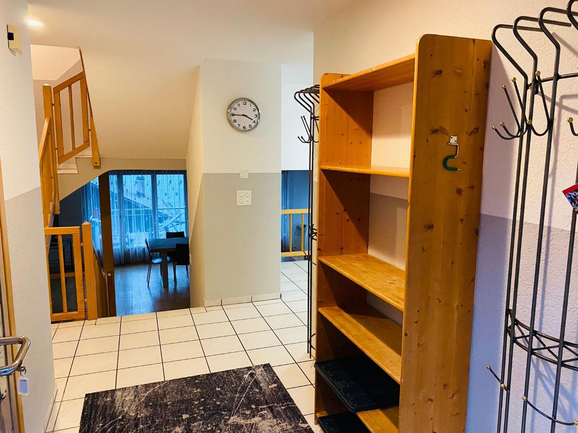 Niederried bei Interlaken Lake View Residence מראה חיצוני תמונה