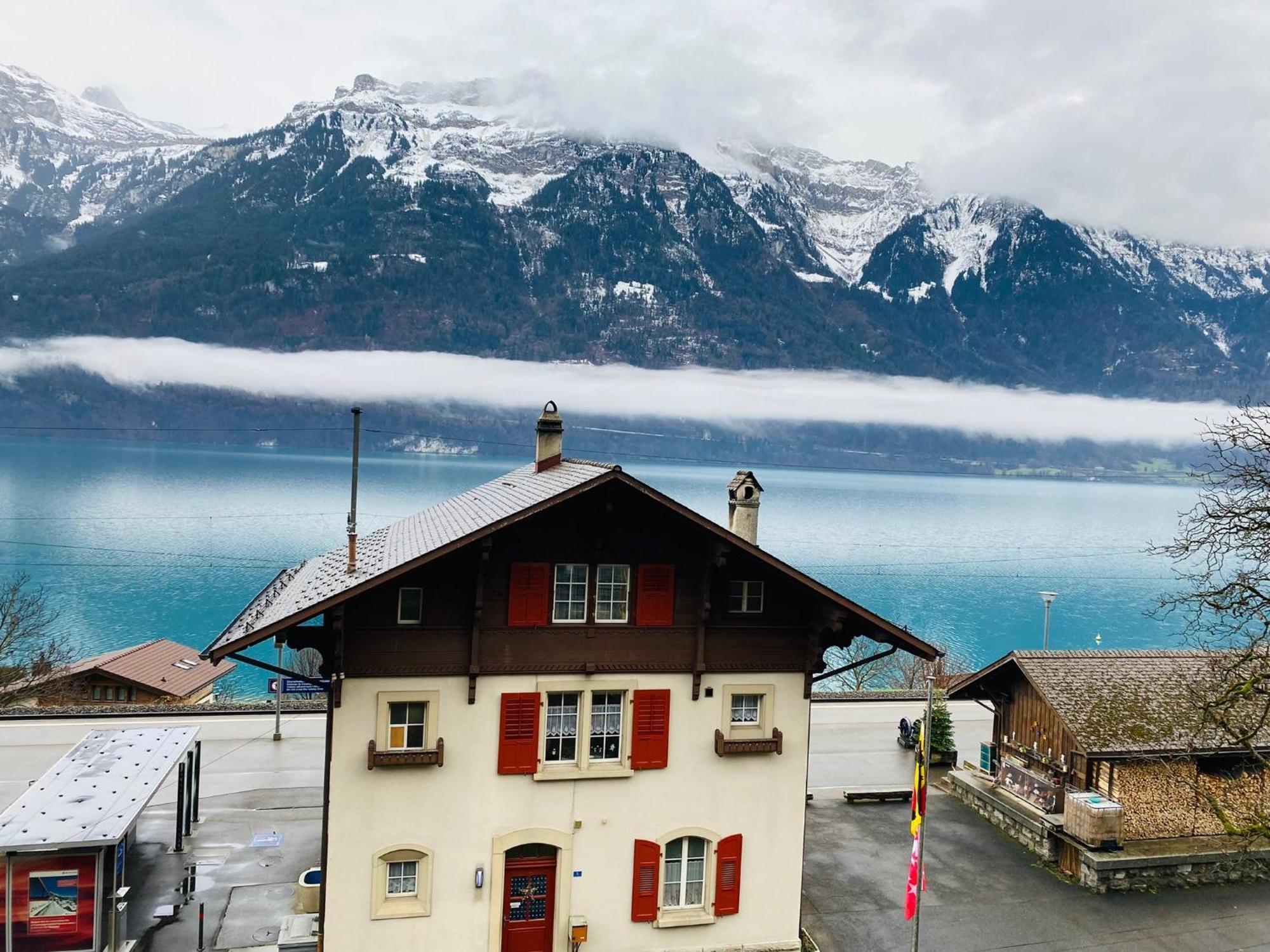 Niederried bei Interlaken Lake View Residence מראה חיצוני תמונה