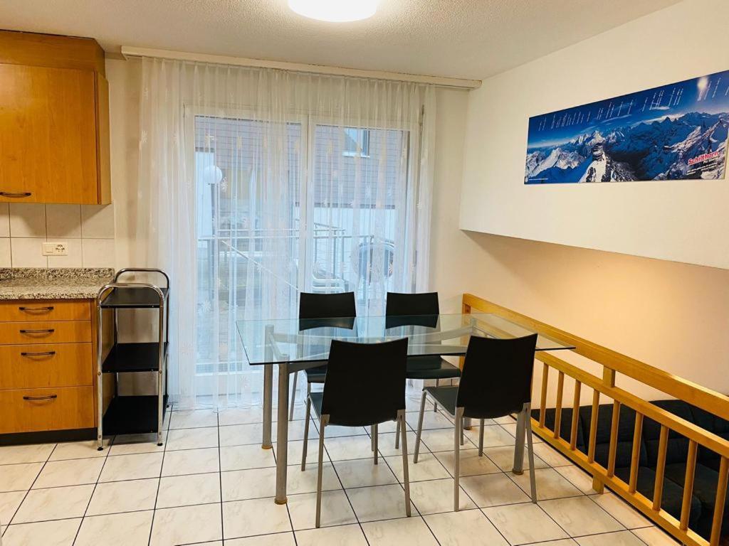 Niederried bei Interlaken Lake View Residence מראה חיצוני תמונה