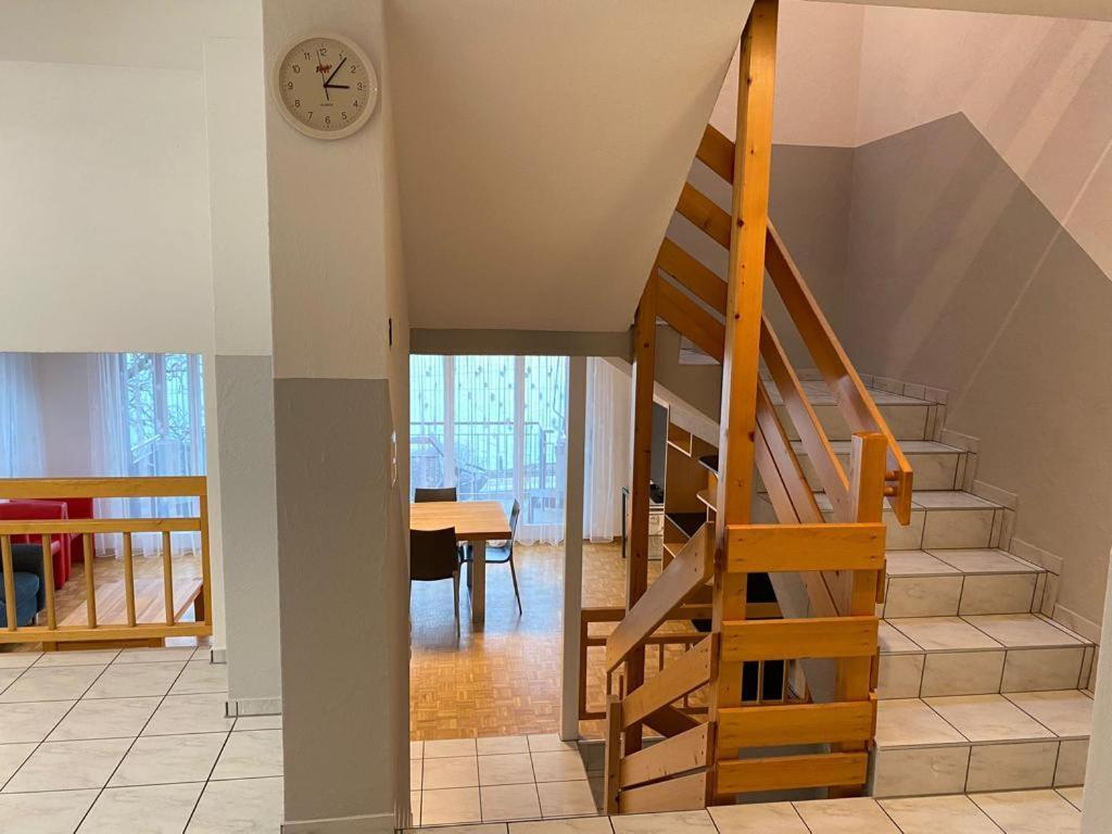 Niederried bei Interlaken Lake View Residence מראה חיצוני תמונה