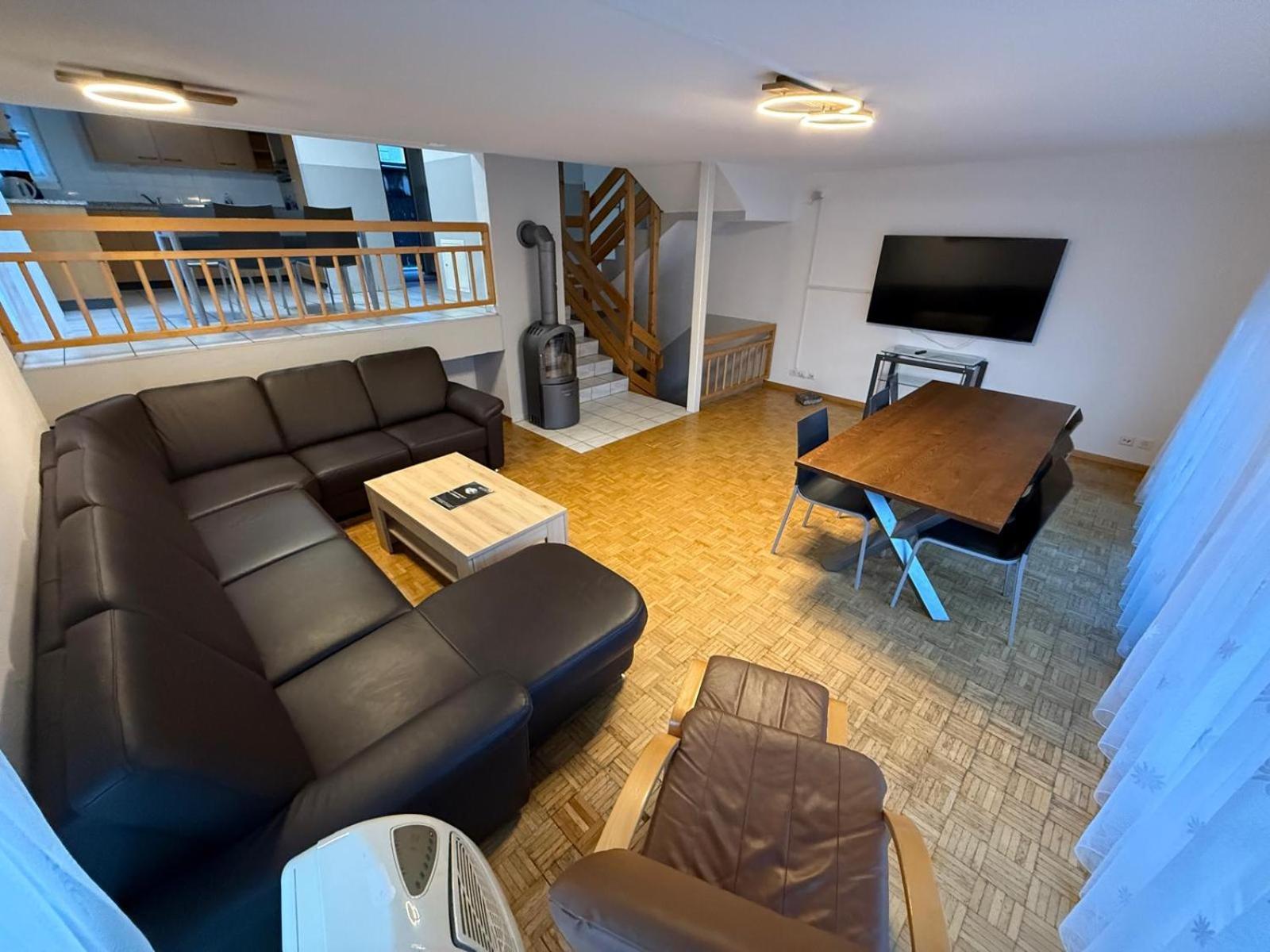 Niederried bei Interlaken Lake View Residence מראה חיצוני תמונה