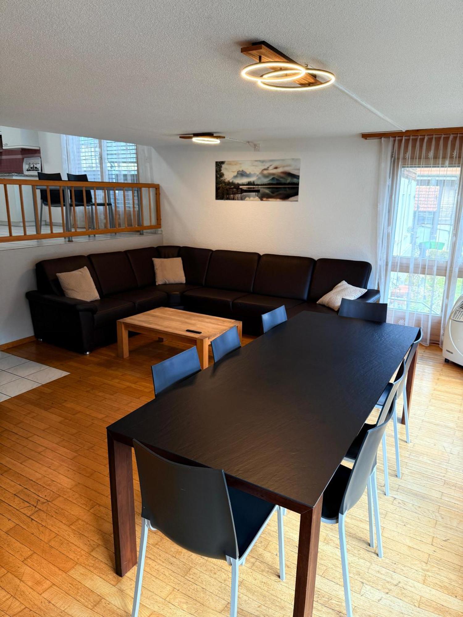 Niederried bei Interlaken Lake View Residence מראה חיצוני תמונה