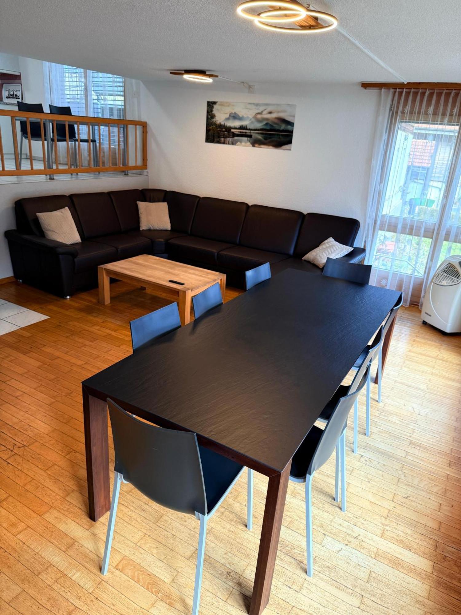 Niederried bei Interlaken Lake View Residence מראה חיצוני תמונה